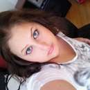 Join Devondra for an Unforgettable Swinging Experience